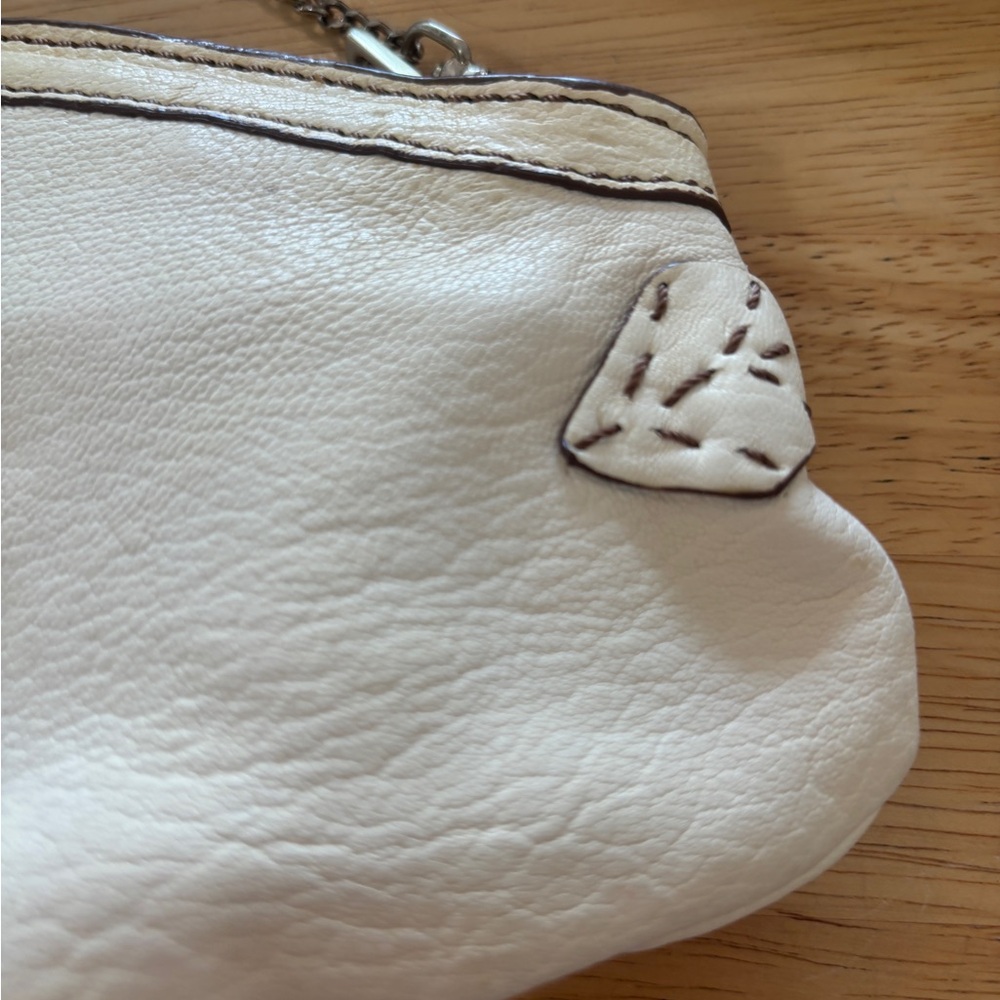 Purse - Picture 2 of 6